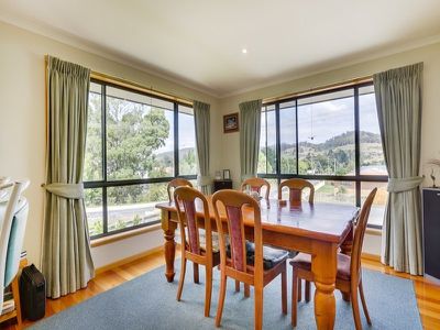 16 Thorpe Street, Cygnet
