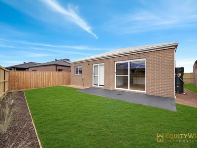 8 Dugite Street, Wyndham Vale