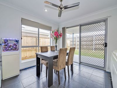 84 South Quarter Dr, Loganlea