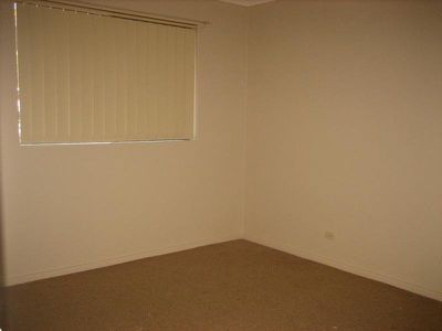 2 / 1C King St, Warilla