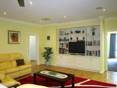 9 Greenfield Drive, Epsom