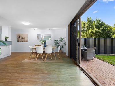 2 / 60 Swann Road, Taringa