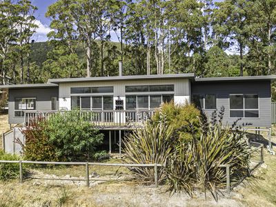 209 Misty Hill Road, Mountain River