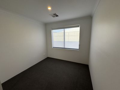 282 Landbeach Boulevard, Alkimos