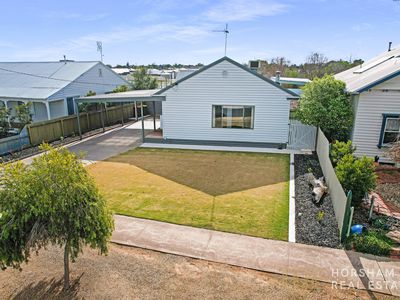 20 Harders Street, Horsham