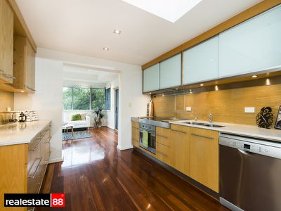 8 / 154 Aberdeen Street, Northbridge