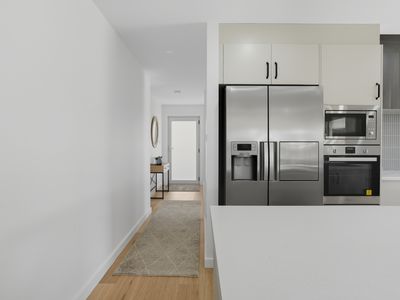 2 / 168 Agnes Street, George Town
