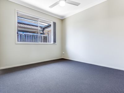 50 Vanilla Av, Griffin