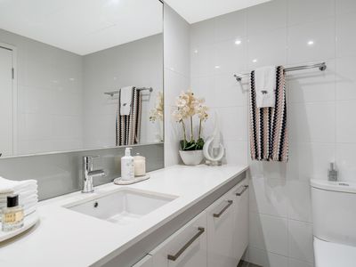 703 / 2 Oldfield Street, Burswood