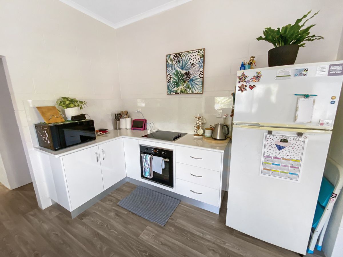 44 Tolga Road, Atherton