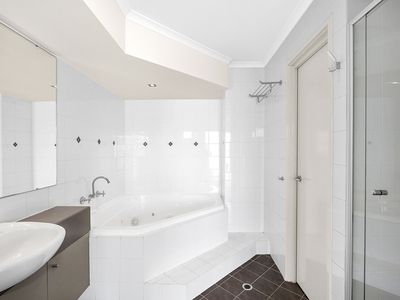 6 Boans Lane, East Perth