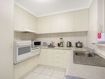 1 / 21 FORD STREET, Beechworth
