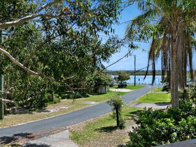 1 Sundeck Avenue, Hawks Nest