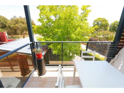 3 / 84 Lockhart Street, Como