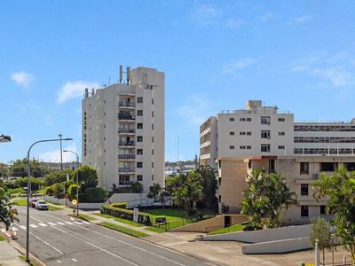409 / 1-3 Aqua Street, Southport