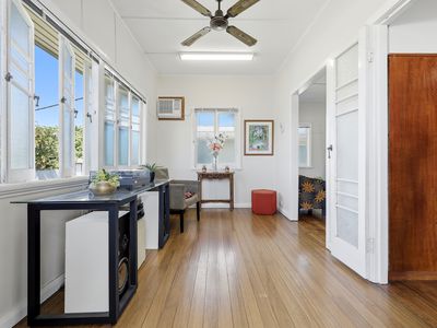 15 Chaplain Avenue, Manunda
