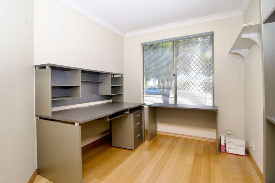 32 Argonaut Avenue , Waikiki