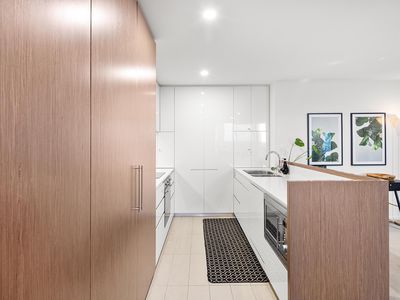 607 / 2 Moreau Parade, East Perth