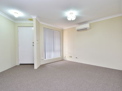 5 / 10 Siderno Rise, Hocking