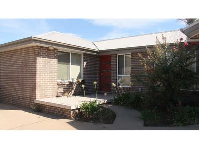 6 / 9 Bowen Avenue, Gunnedah