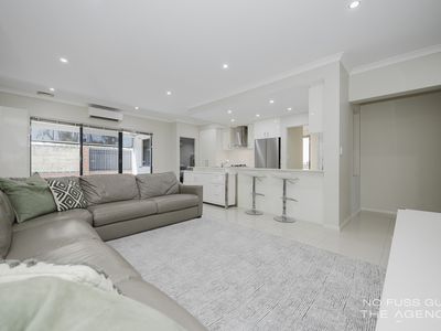 1 / 48 Kembla Circle, Madeley