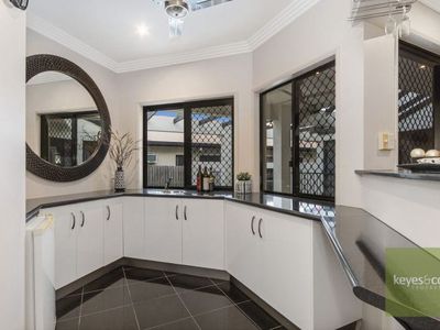 2 Harrington Court, Douglas