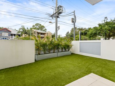 102/83 Lawson St, Morningside