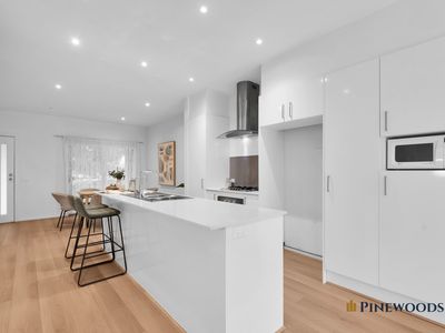 2/60 Cradle mountain drive, Craigieburn