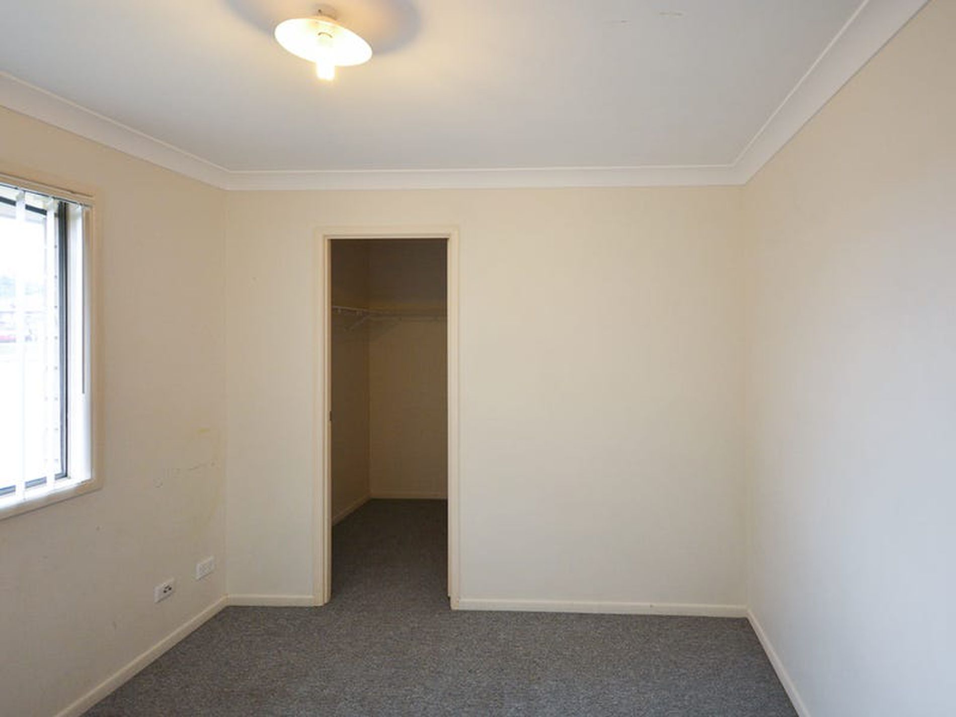 1 Sutherland Crescent, Goodna