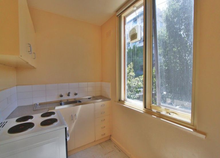 1 / 271A Williams Road, South Yarra