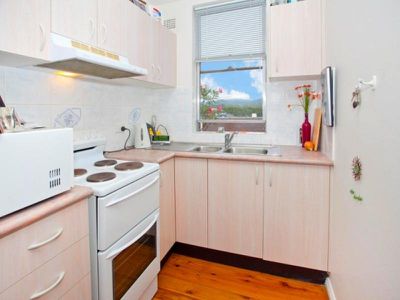 2 / 37 Edward Street, Wollongong