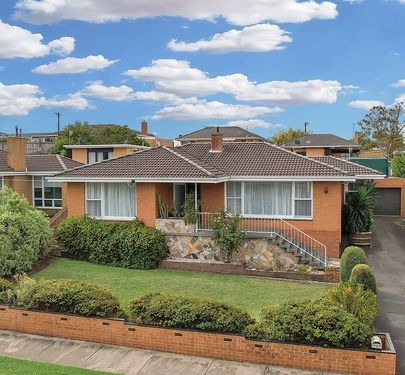16 Donovans Road, Warrnambool
