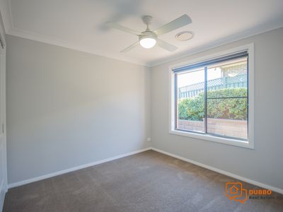 19 Pelagic Court, Dubbo