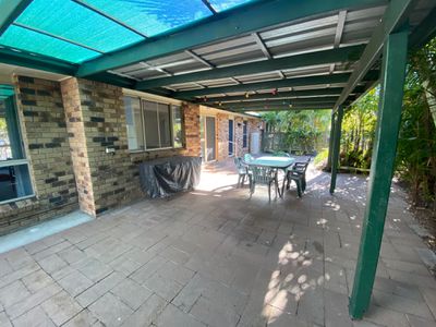 2 Moonlight Avenue, Torquay