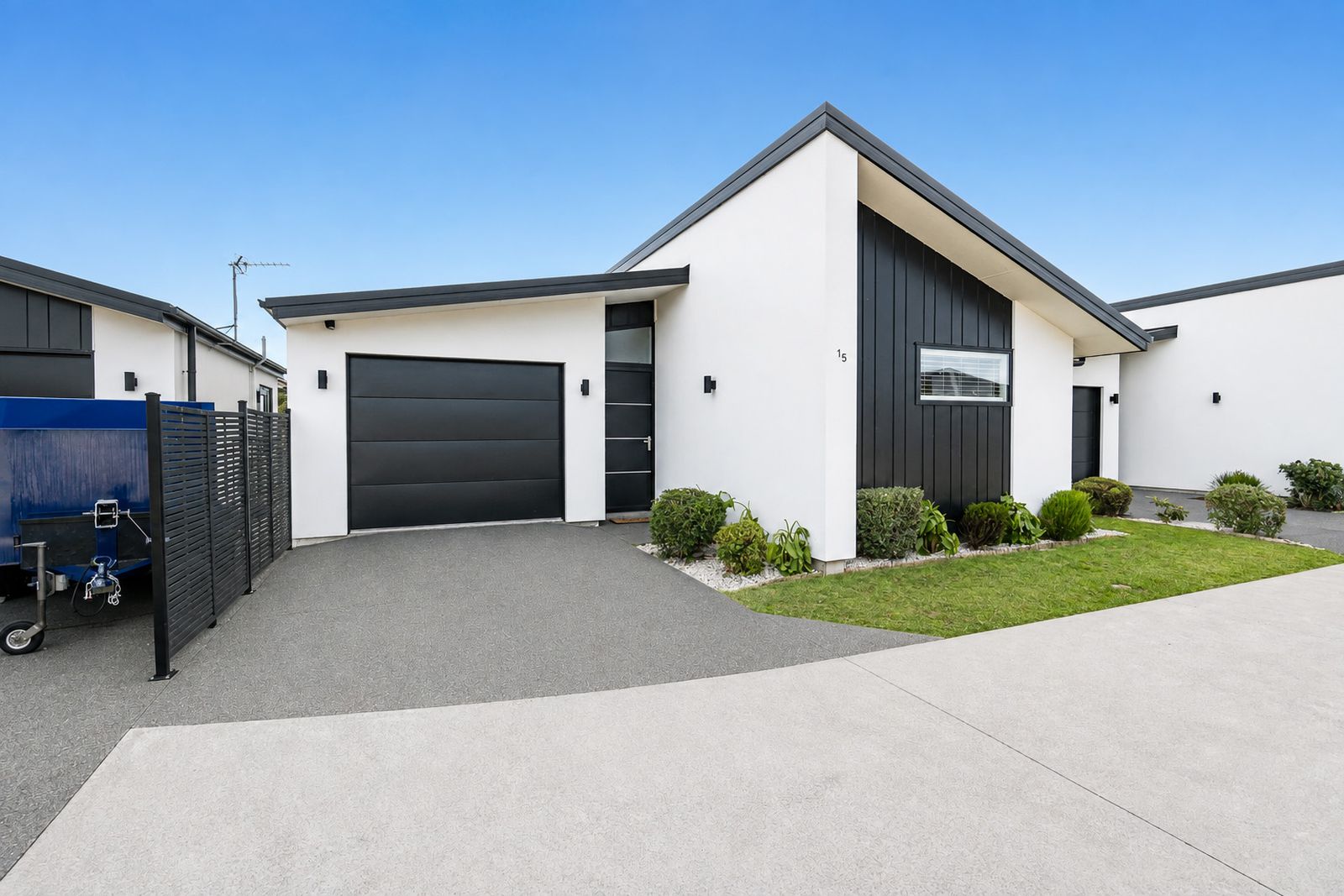 15 Burrow Street