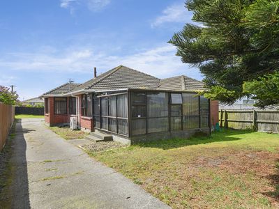 415 Breezes Road, Aranui