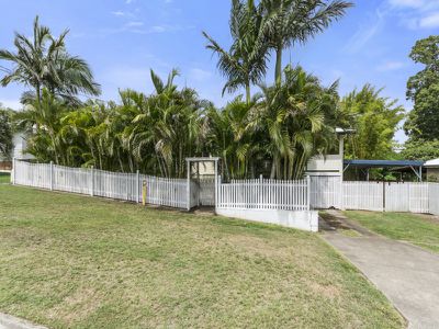 10 Stanley Street, North Booval