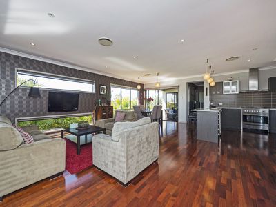 2 Hackney Court, Upper Coomera