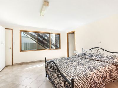 60 South Pacific Crescent, Ulladulla