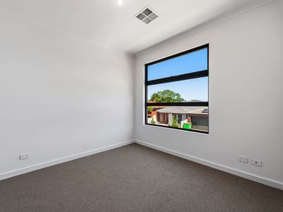 9E Elizabeth Street, Woodville West