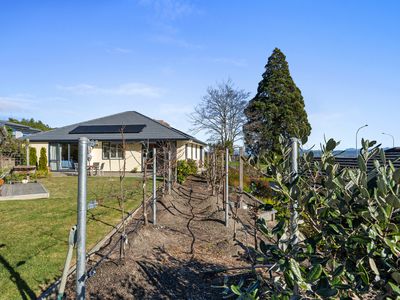 221 The Ridgeway, Stoke