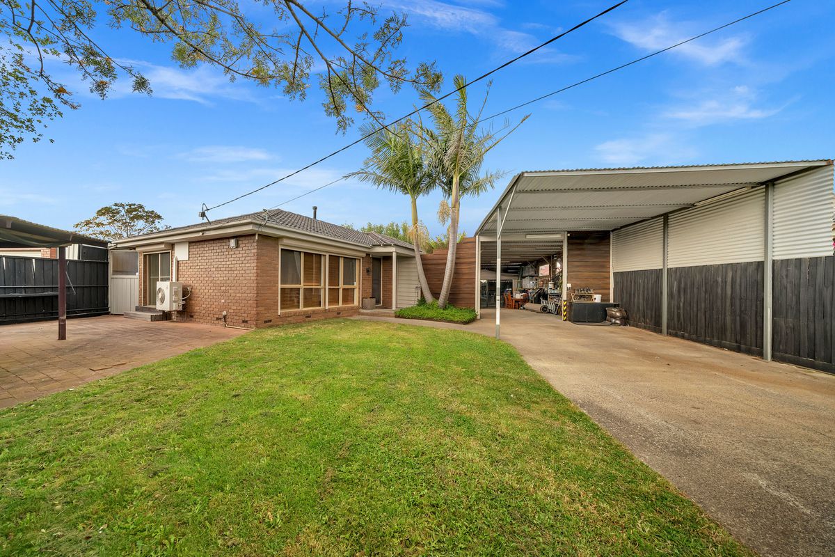 Family Home in Cranbourne