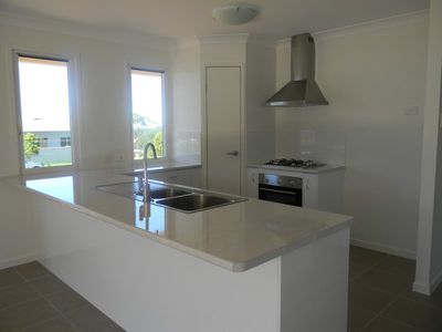 2 / B Greenhills Esplanade, Maleny