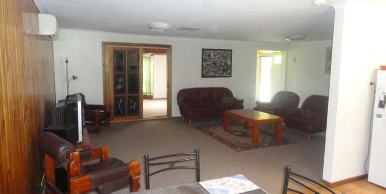 13 Shiffner Street, Violet Town