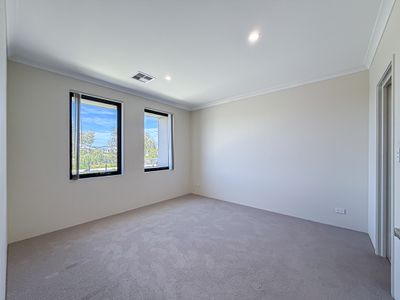 49 Rockvale Crescent, Harrisdale