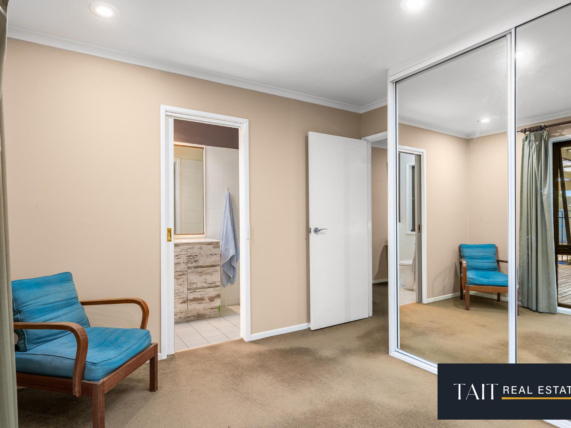 65 Waldara Drive, Waldara