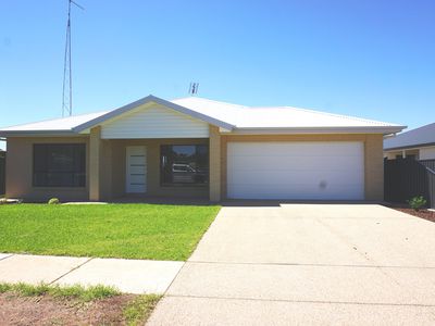 1 / 70 Park Street, West Wyalong