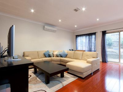 14 / 12 Grant Close, Berwick