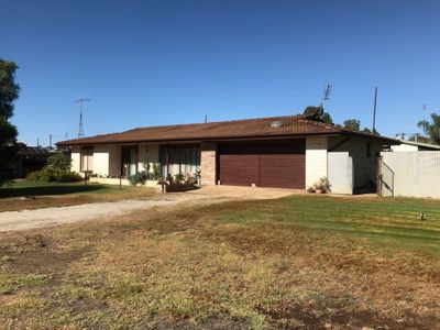10 Bass Street, Wakool
