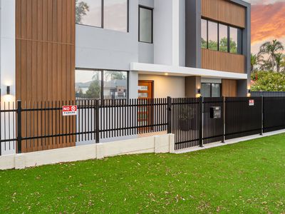 210A Riseley Street, Booragoon